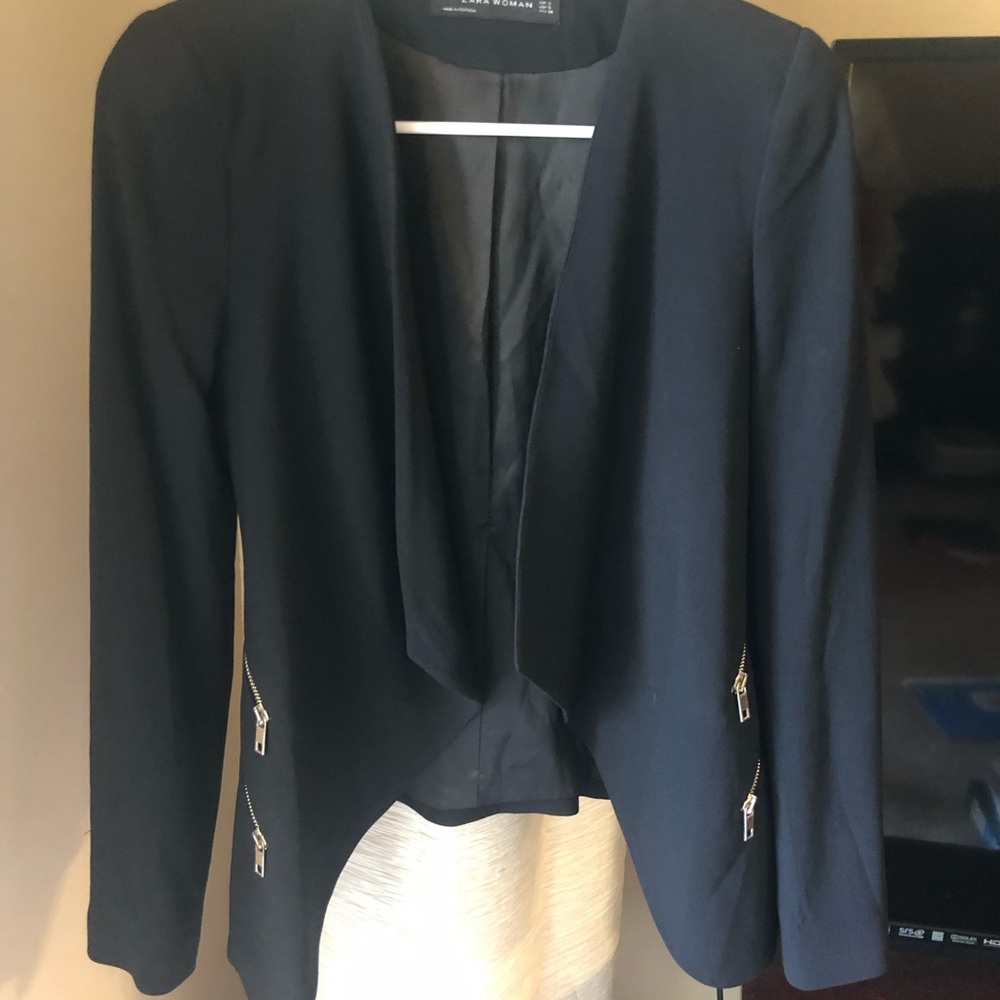 Black Zara blazer size s